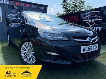 Used Vauxhall Astra 2015 for sale - 79324637: Photo