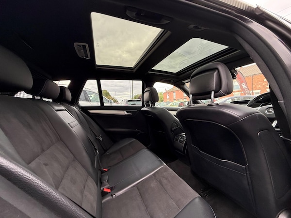 Used Mercedes-Benz C-Class 2014 for sale - 75677949: Photo 23