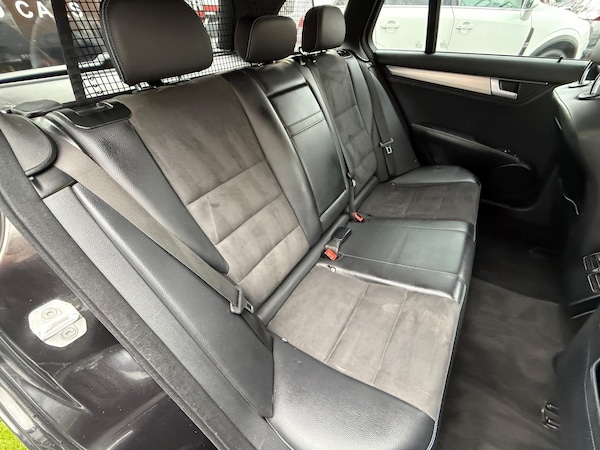 Used Mercedes-Benz C-Class 2014 for sale - 75677949: Photo 25