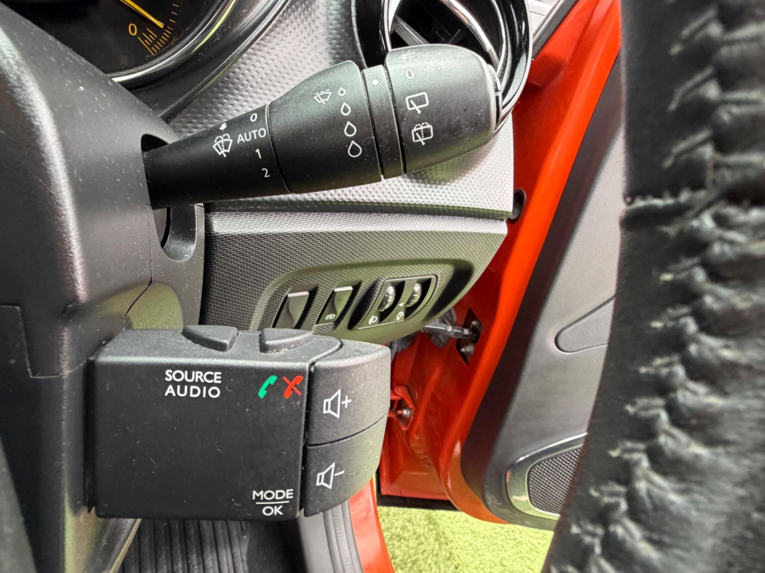 Used Renault Captur for sale - 77898452: Photo 22