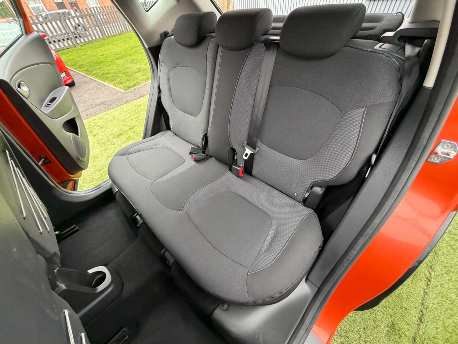 Used Renault Captur for sale - 77898452: Photo 34