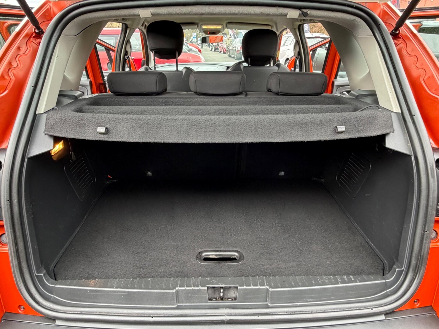 Used Renault Captur for sale - 77898452: Photo 40