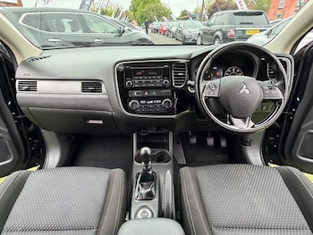 Used Mitsubishi Outlander 2016 for sale - 78417034: Photo