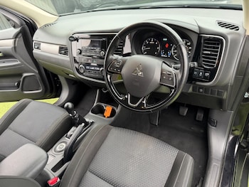 Used Mitsubishi Outlander 2016 for sale - 78417034: Photo