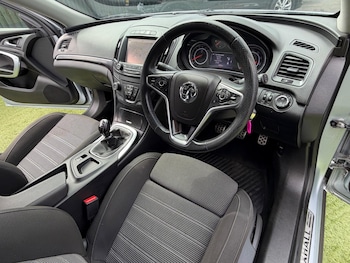 Used Vauxhall Insignia 2015 for sale - 79472278: Photo
