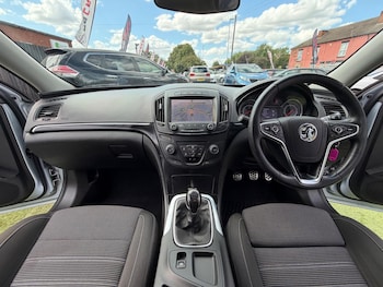 Used Vauxhall Insignia 2015 for sale - 79472278: Photo