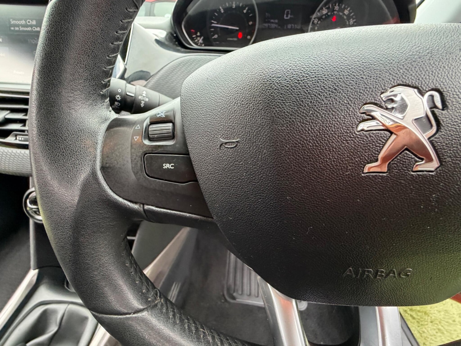 Used Peugeot 2008 2015 for sale - 77982629: Photo 20