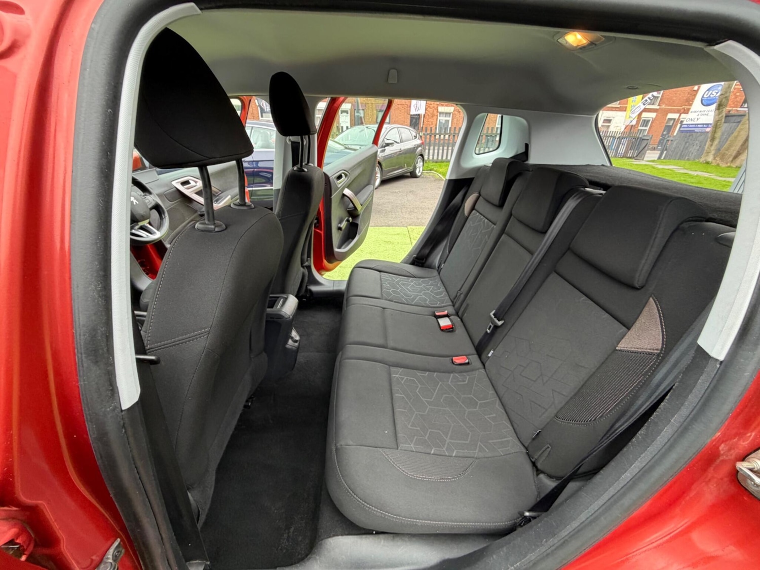 Used Peugeot 2008 2015 for sale - 77982629: Photo 31