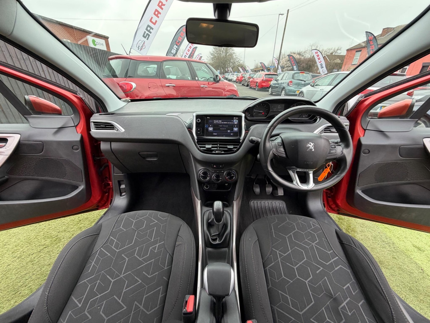 Used Peugeot 2008 2015 for sale - 77982629: Photo 34