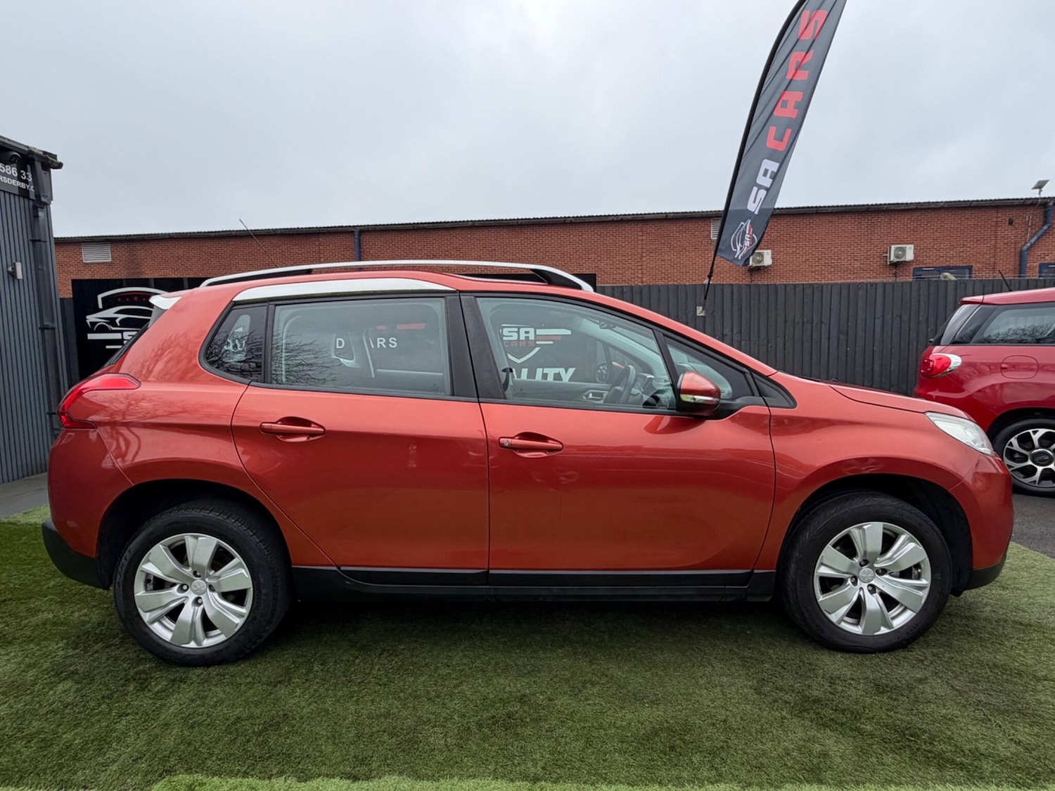 Used Peugeot 2008 2015 for sale - 77982629: Photo 7