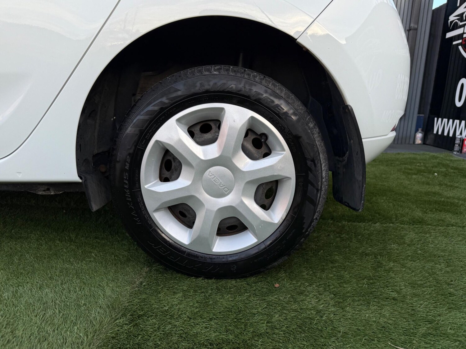 Used Dacia Sandero 2016 for sale - 76703602: Photo 42