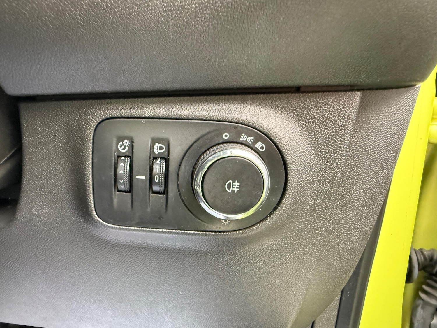 Vehicle 28