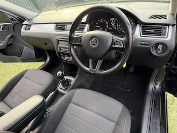 Used Skoda Rapid Spaceback 2014 for sale - 78684750: Photo