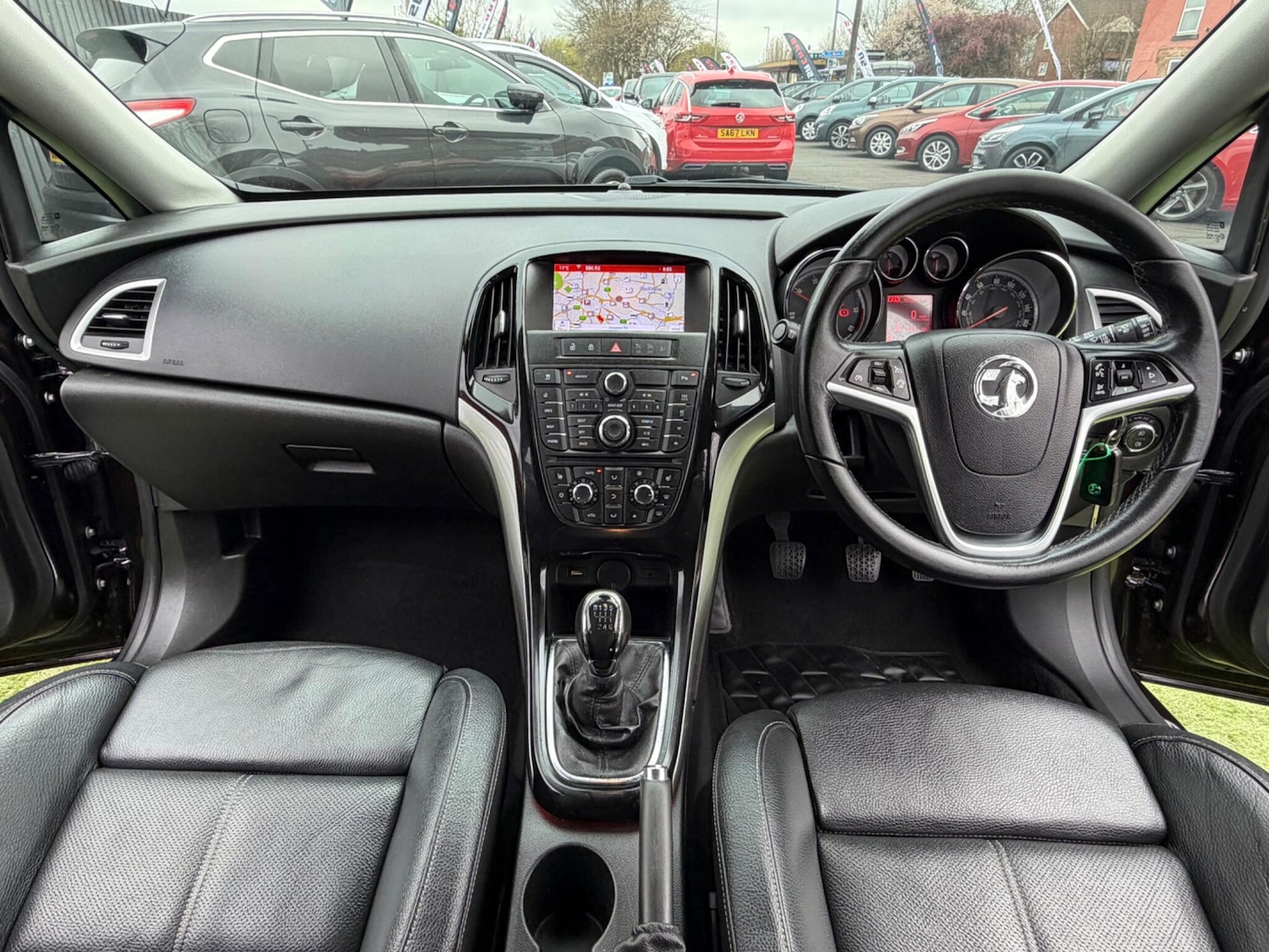 Used Vauxhall Astra 2015 for sale - 78100826: Photo 2