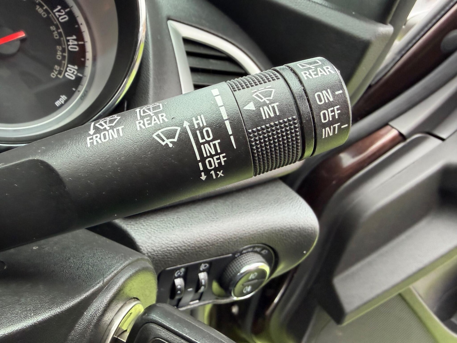 Used Vauxhall Astra 2015 for sale - 78100826: Photo 24