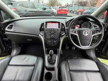 Used Vauxhall Astra 2015 for sale - 78100826: Photo