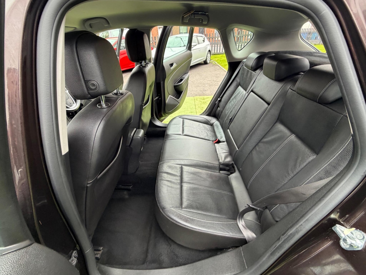 Used Vauxhall Astra 2015 for sale - 78100826: Photo 33