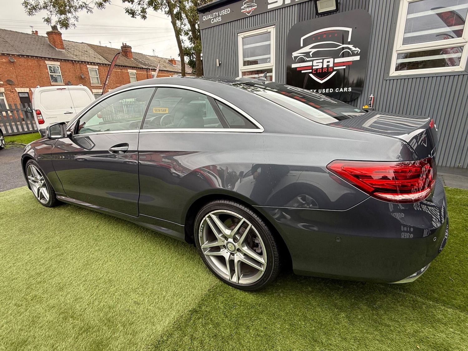 Used Mercedes-Benz E Class 2016 for sale - 76976792: Photo 6