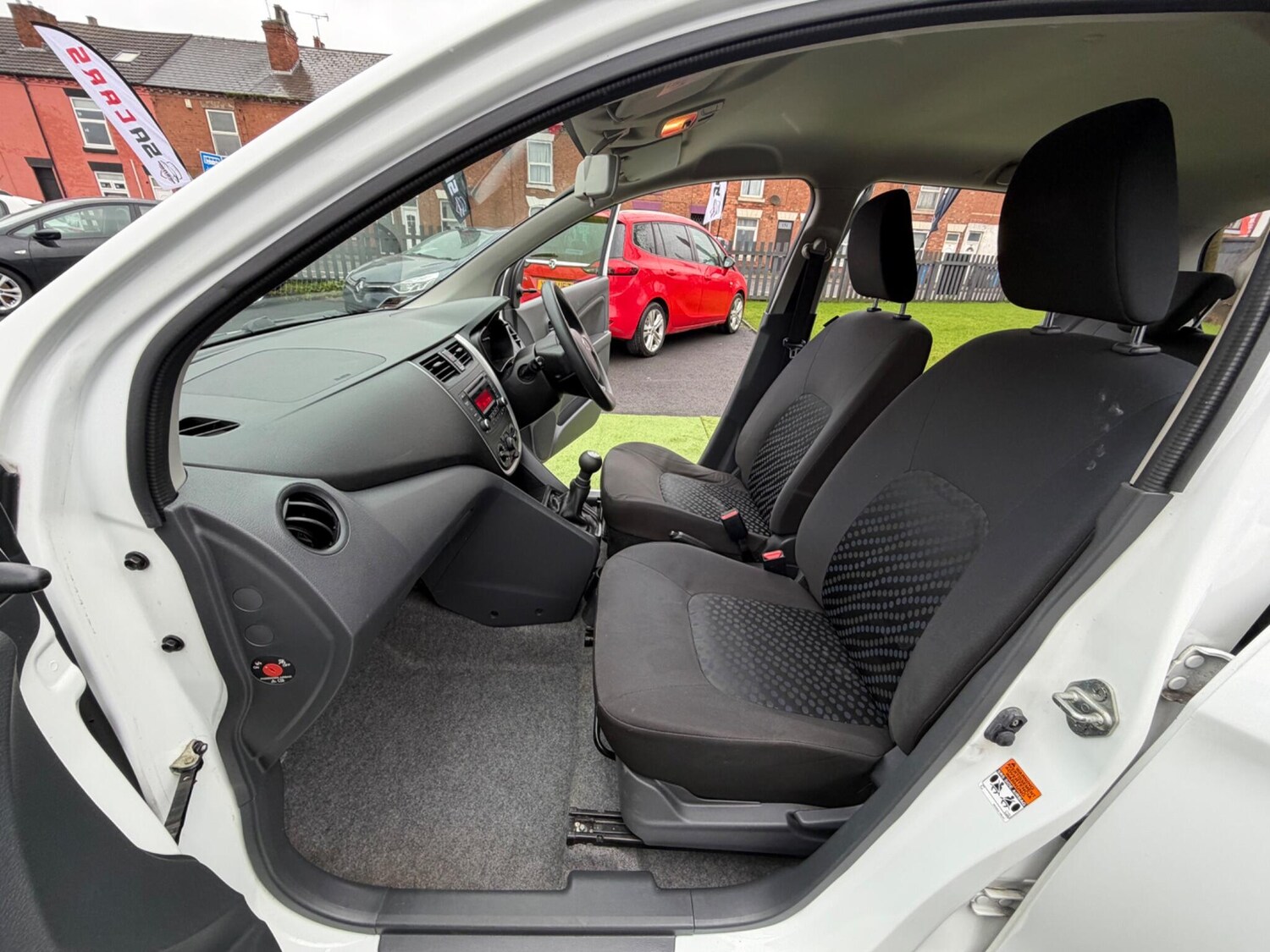 Used Suzuki Celerio 2015 for sale - 77479585: Photo 28