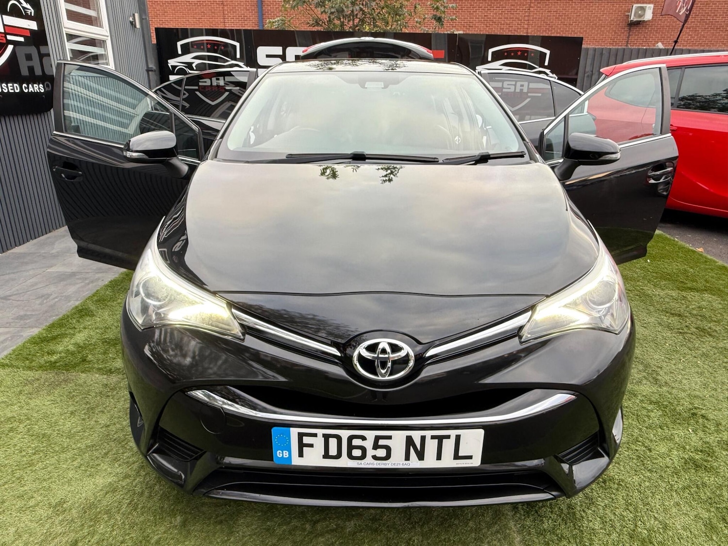 Used Toyota Avensis 2015 for sale - 76701849: Photo 17