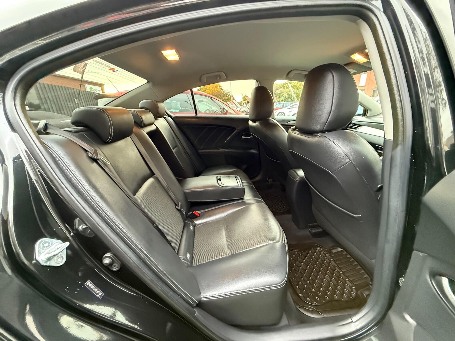 Used Toyota Avensis 2015 for sale - 76701849: Photo 23