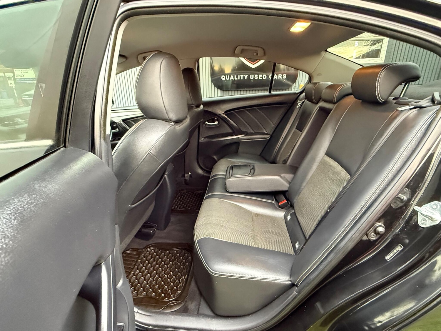 Used Toyota Avensis 2015 for sale - 76701849: Photo 26