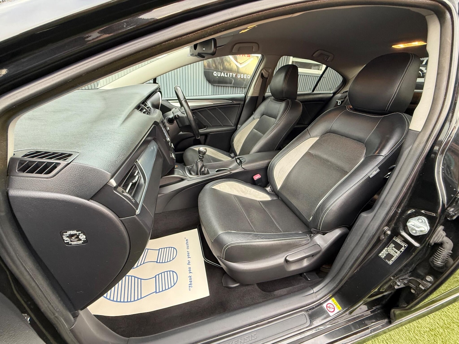 Used Toyota Avensis 2015 for sale - 76701849: Photo 28