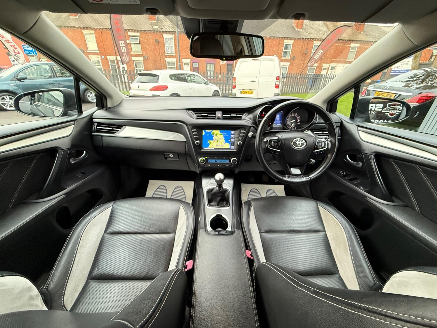 Used Toyota Avensis 2015 for sale - 76701849: Photo 34