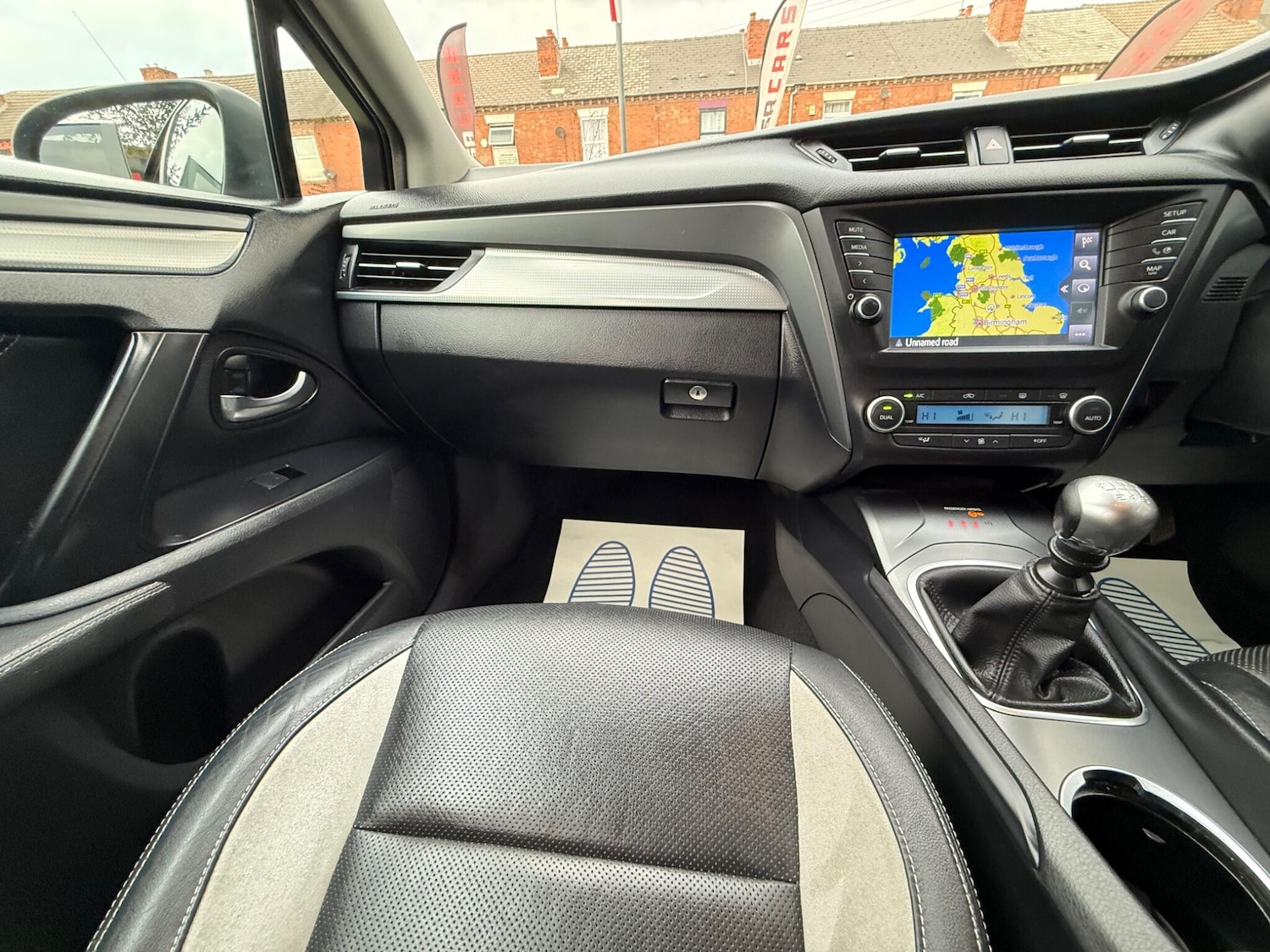 Used Toyota Avensis 2015 for sale - 76701849: Photo 36