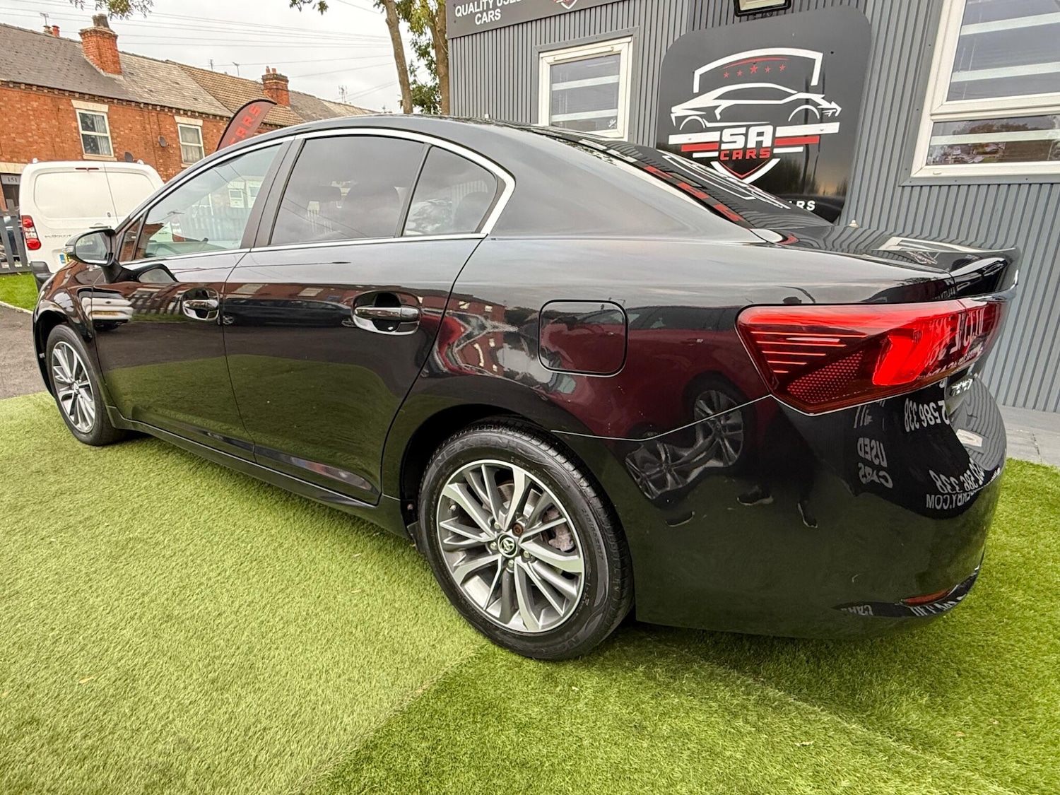 Used Toyota Avensis 2015 for sale - 76701849: Photo 8