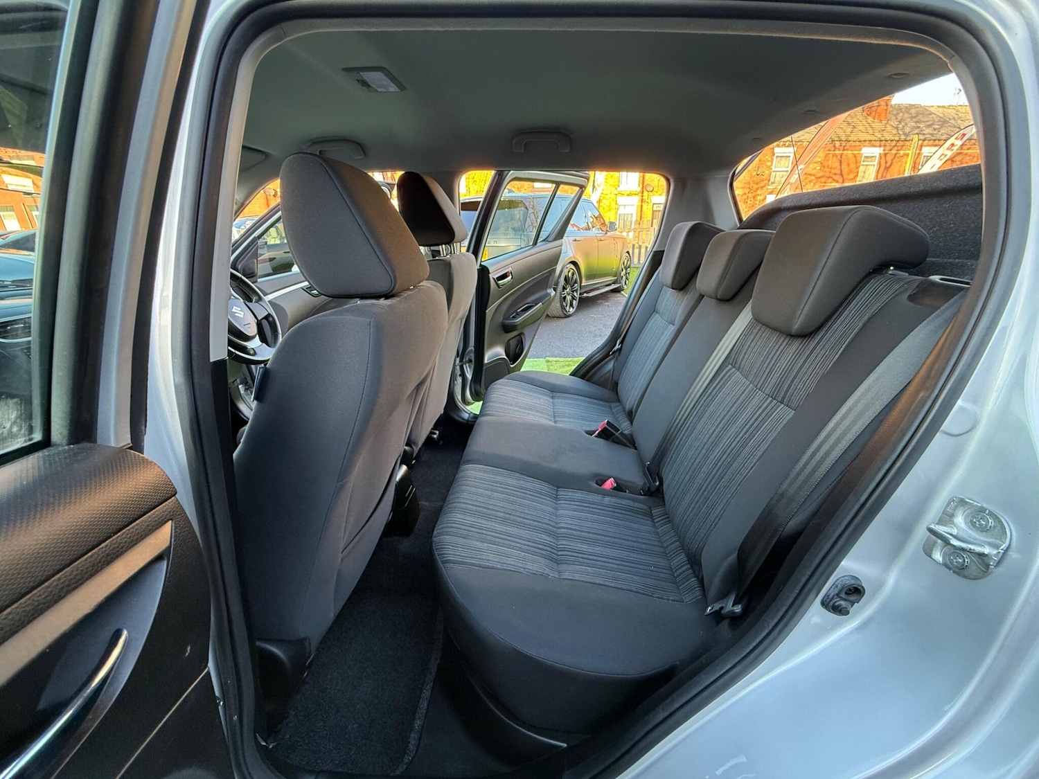 Used Suzuki Swift for sale - 77315125: Photo 34