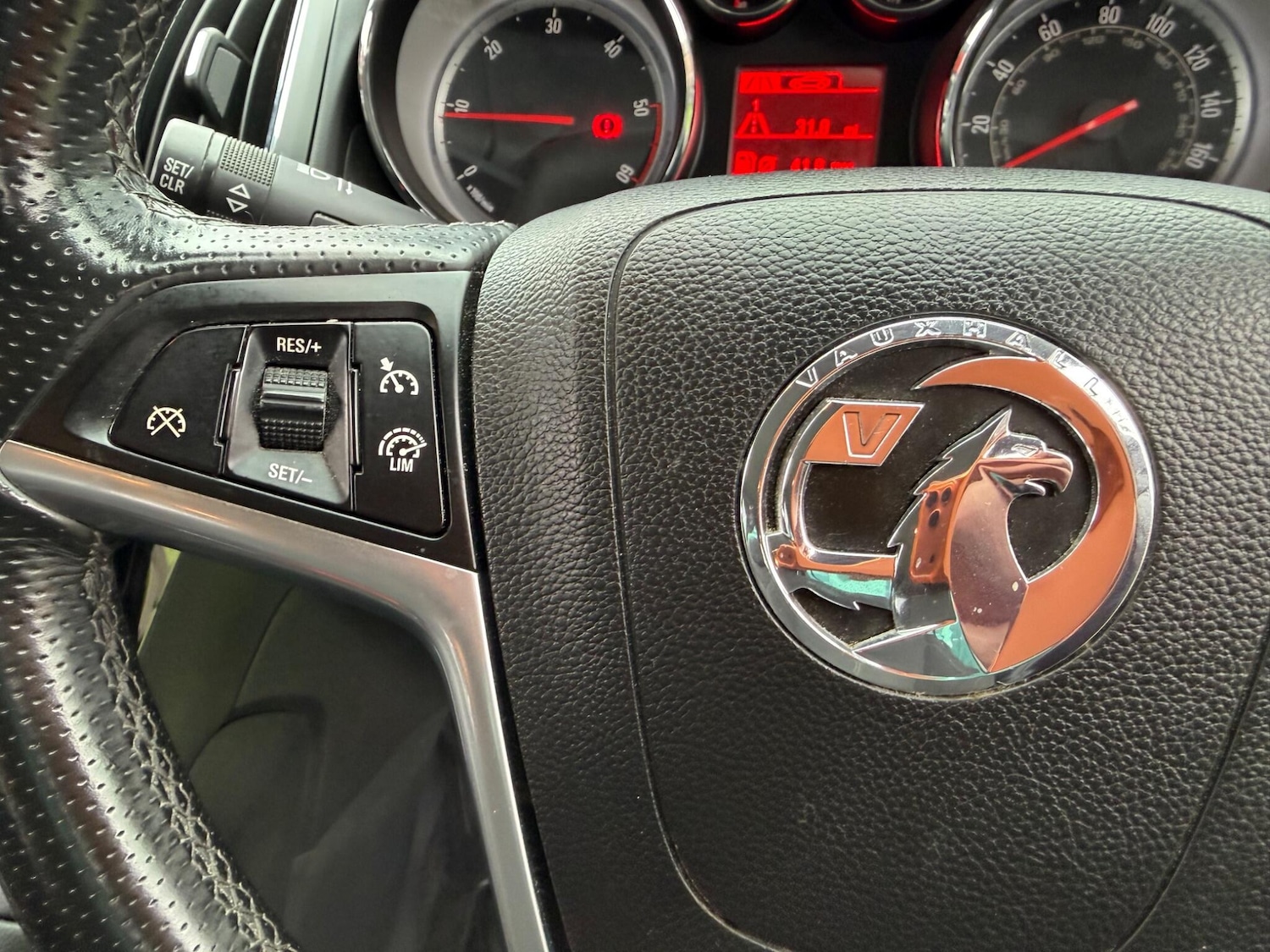 Used Vauxhall Zafira 2015 for sale - 77799221: Photo 20