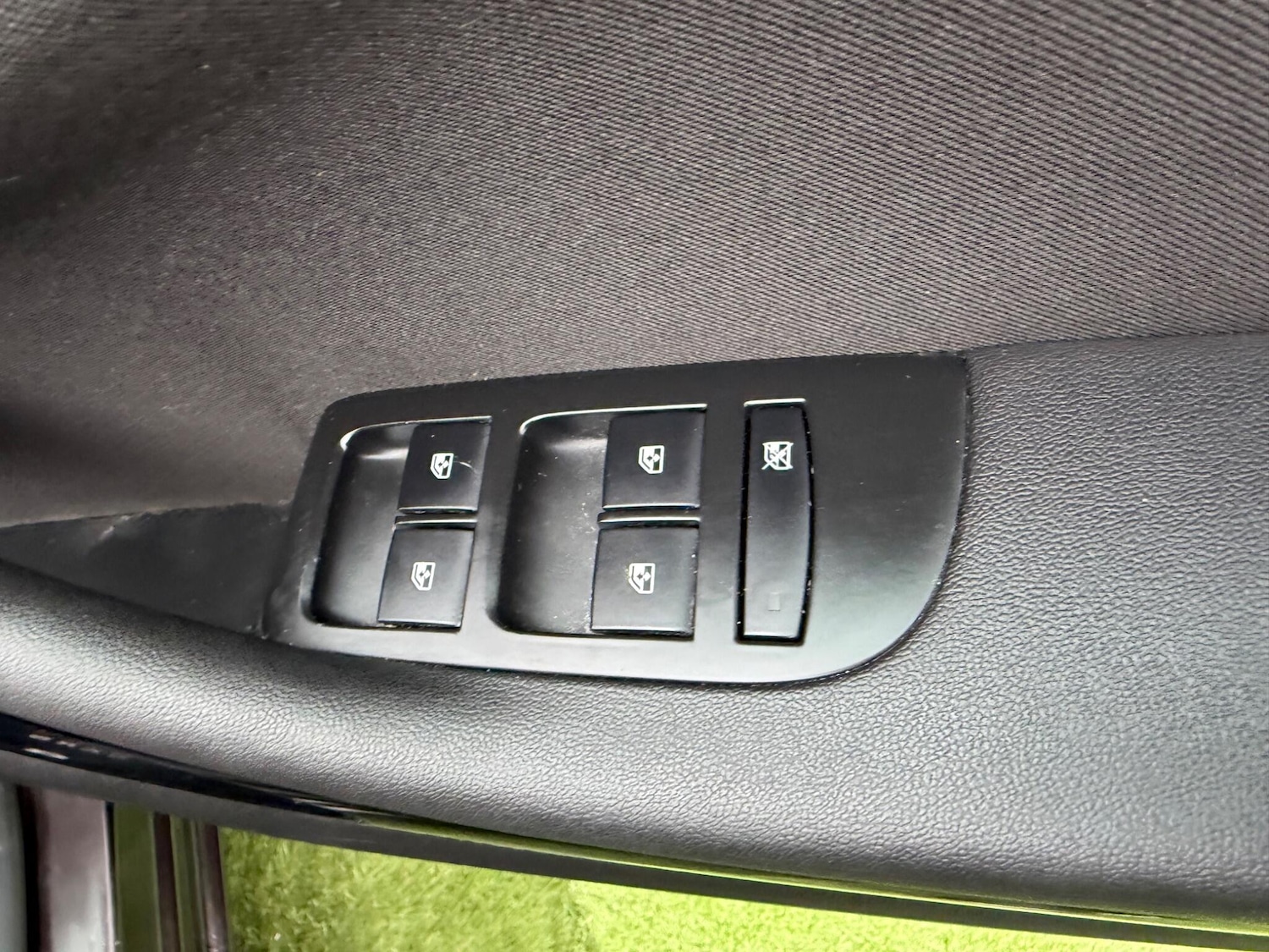 Used Vauxhall Zafira 2015 for sale - 77799221: Photo 25