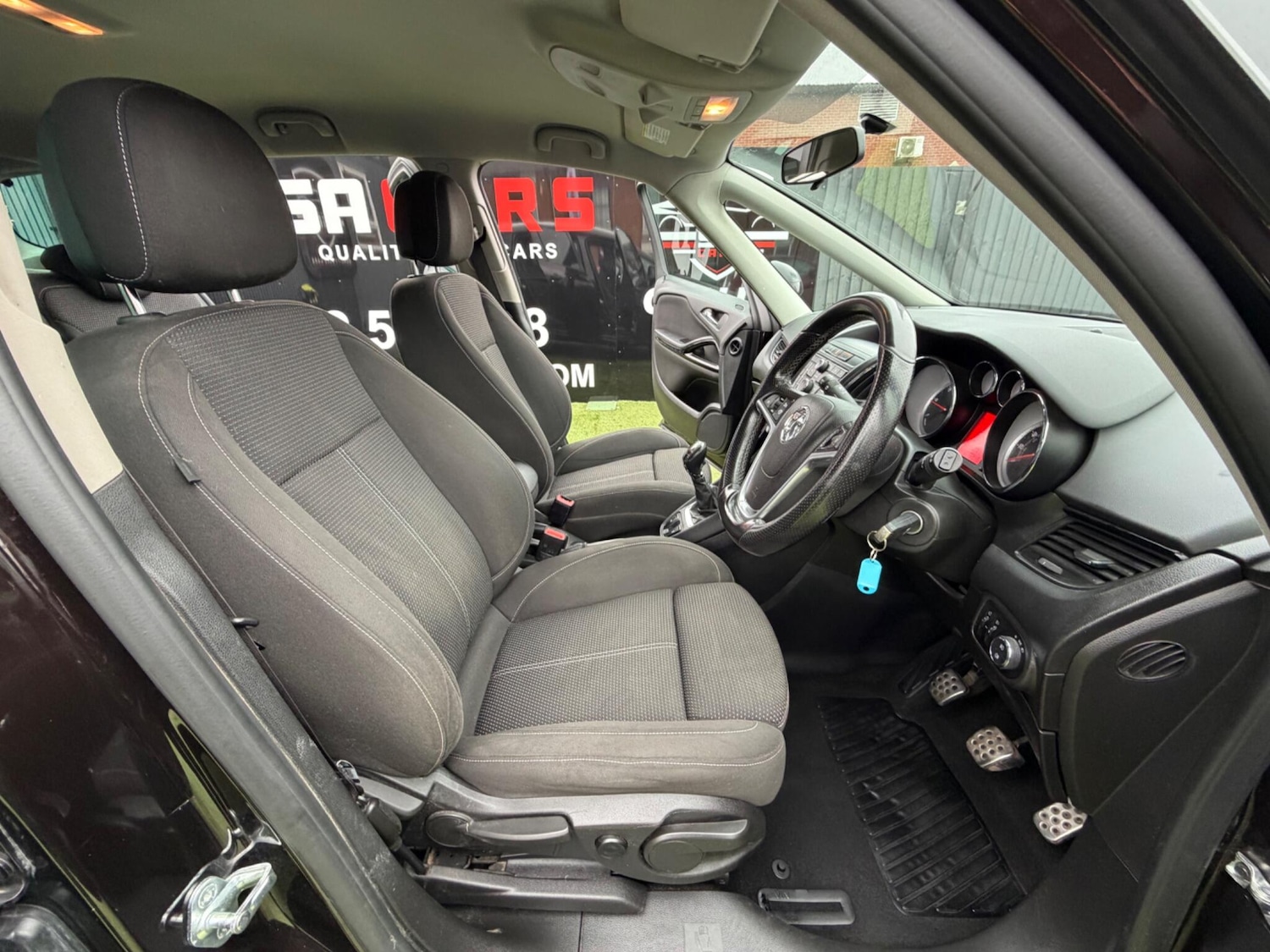 Used Vauxhall Zafira 2015 for sale - 77799221: Photo 26