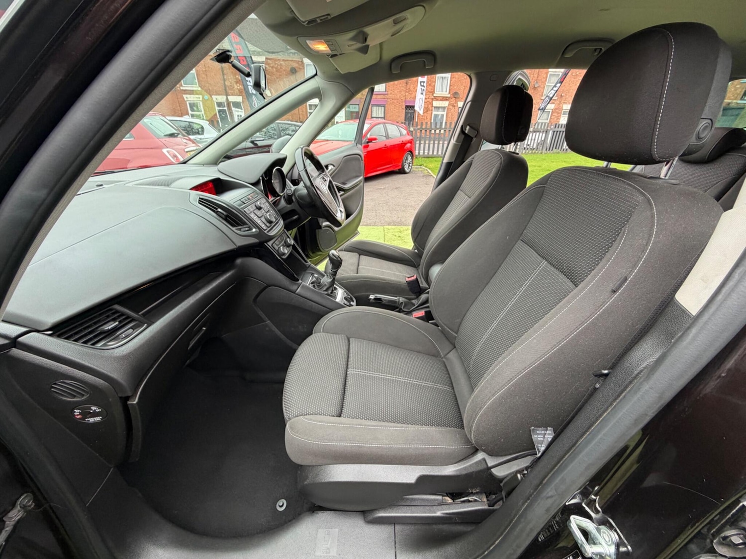 Used Vauxhall Zafira 2015 for sale - 77799221: Photo 30