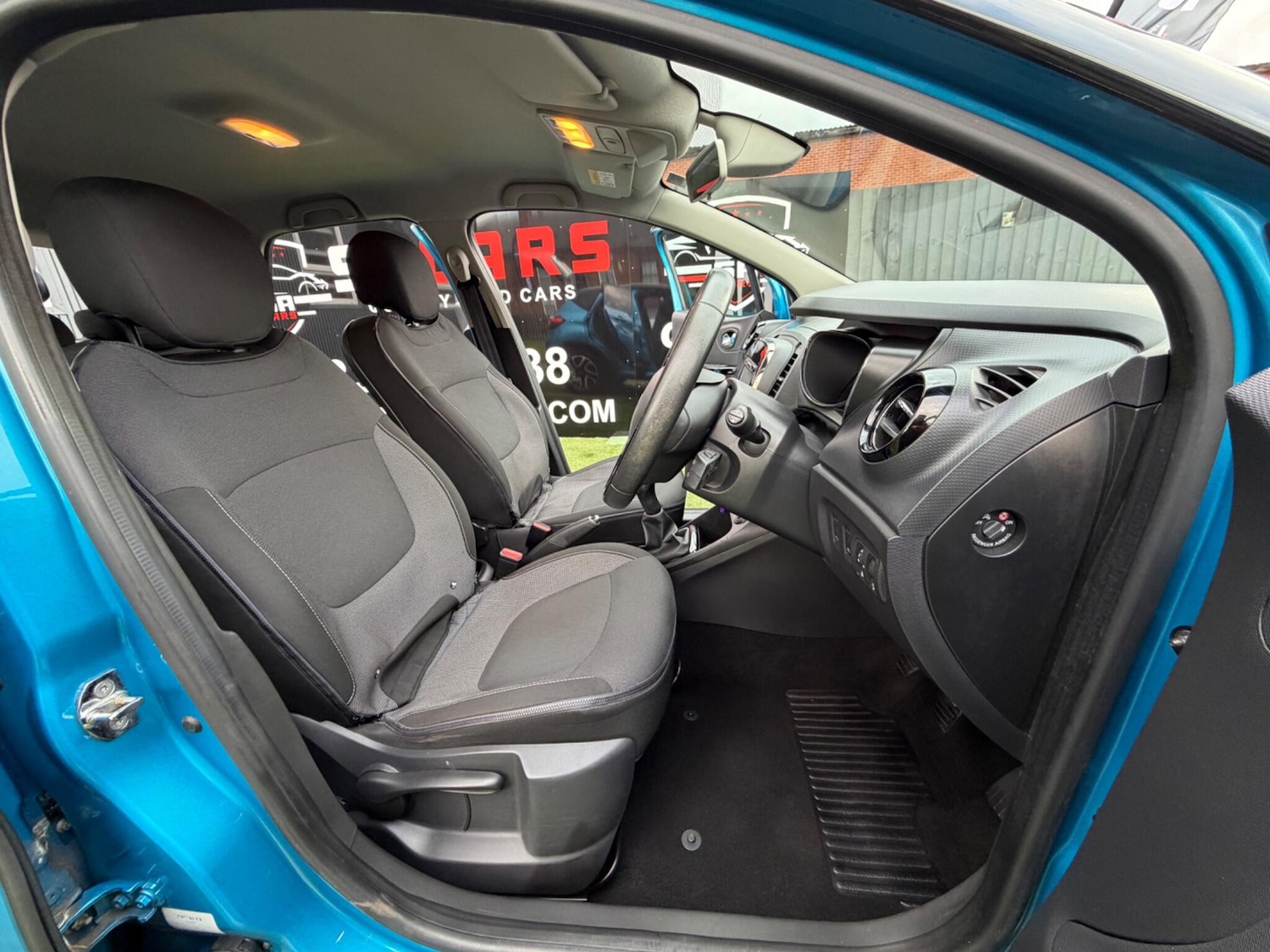 Used Renault Captur 2014 for sale - 77396488: Photo 26