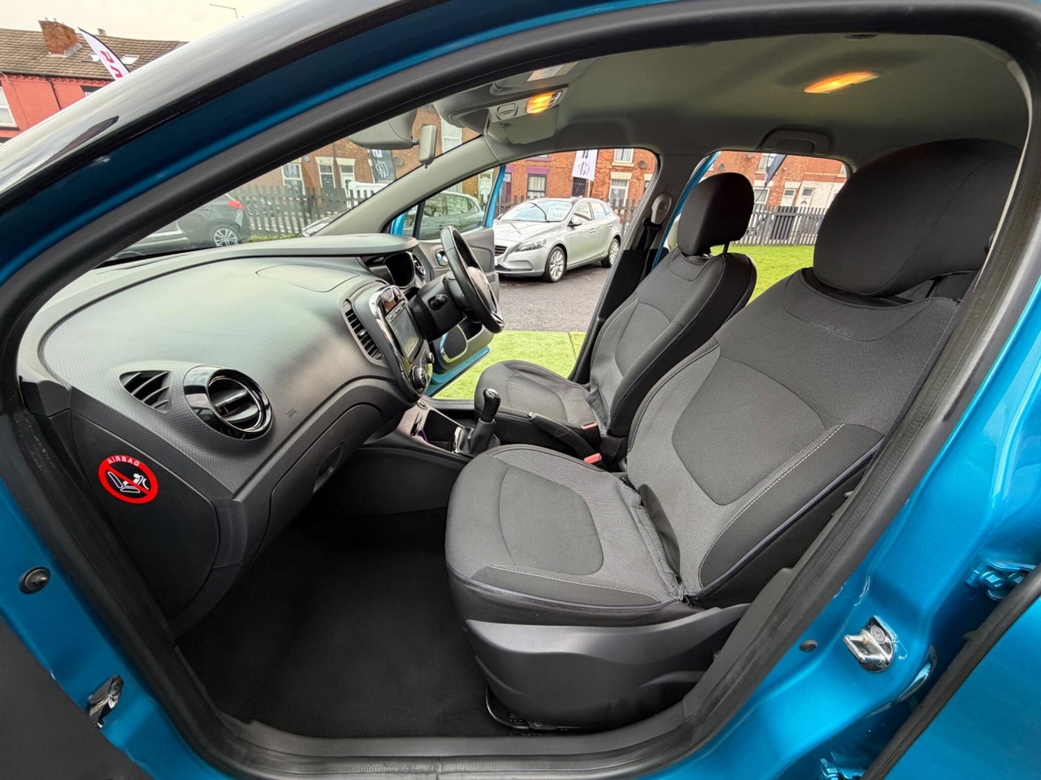 Used Renault Captur 2014 for sale - 77396488: Photo 28