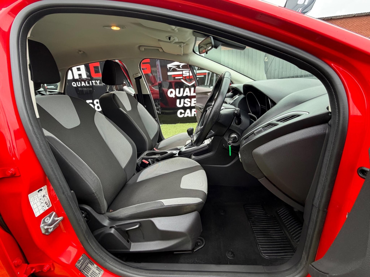 Used Ford Focus for sale - 77599058: Photo 28