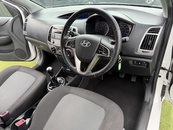 Used Hyundai i20 2015 for sale - 78933821: Photo