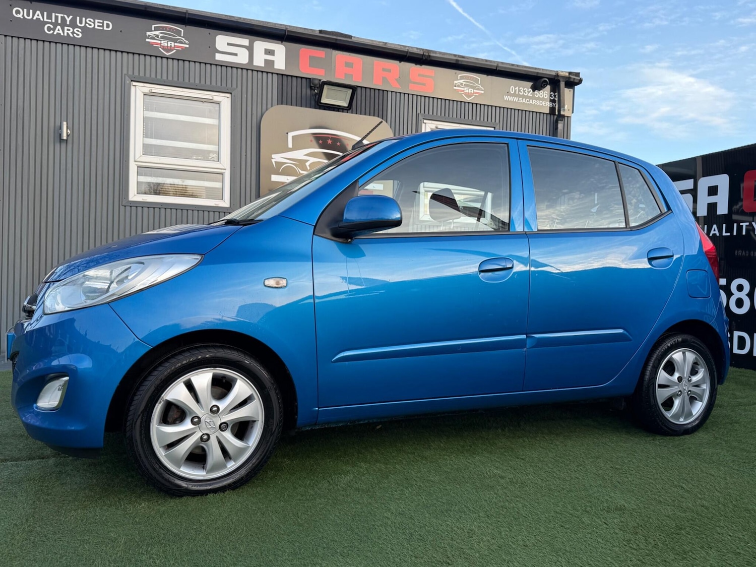 Used Hyundai i10 2011 for sale - 76703611: Photo 11