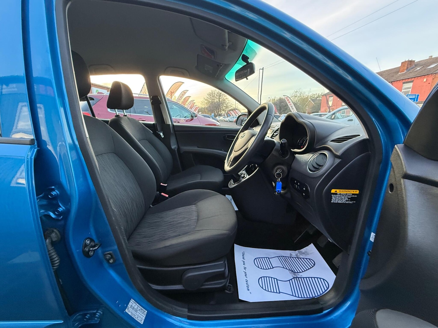 Used Hyundai i10 2011 for sale - 76703611: Photo 31