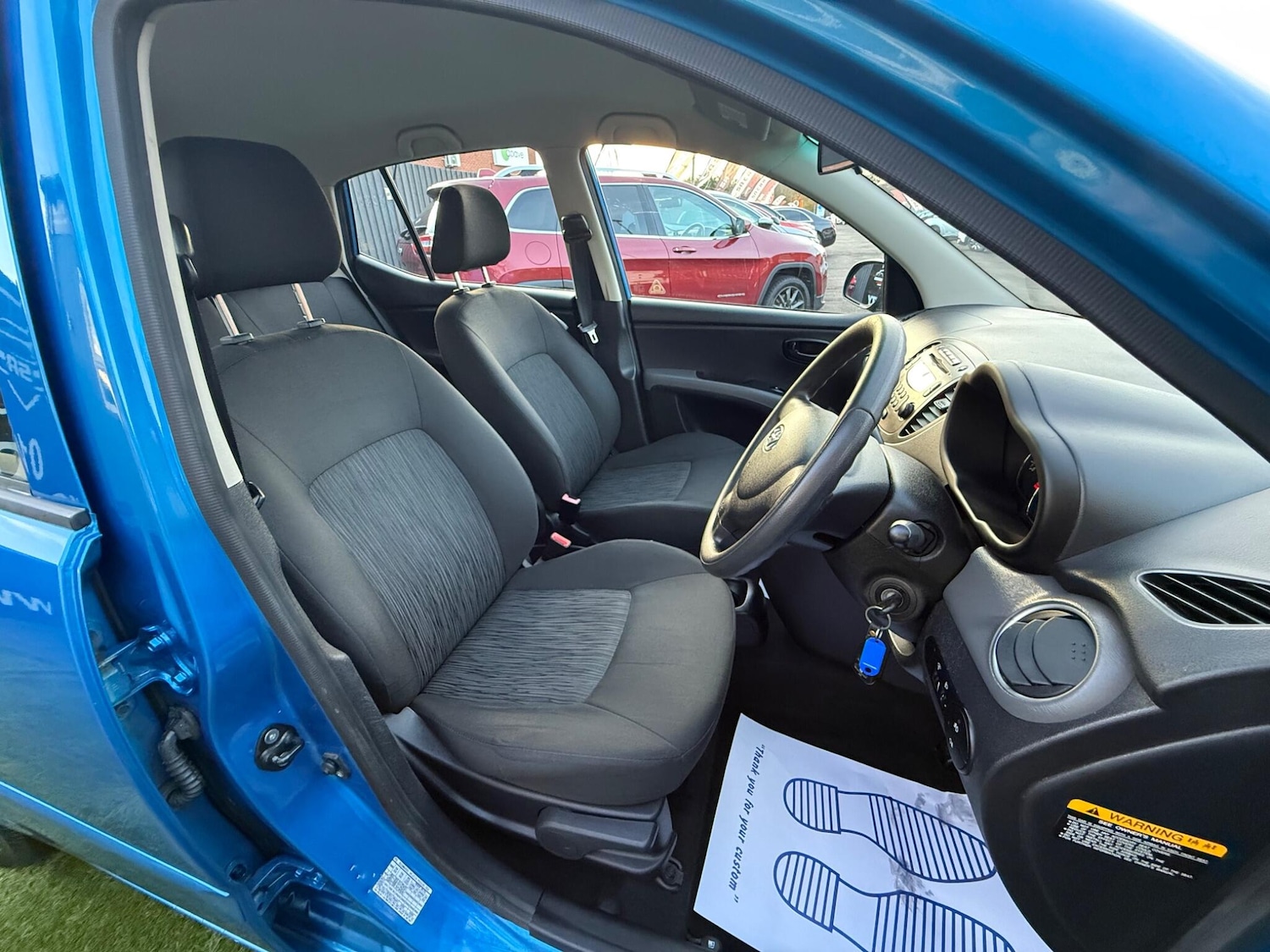 Used Hyundai i10 2011 for sale - 76703611: Photo 32