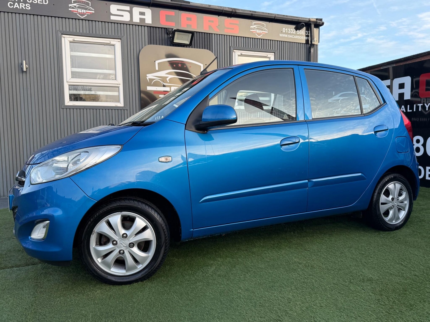 Used Hyundai i10 2011 for sale - 76703611: Photo 8