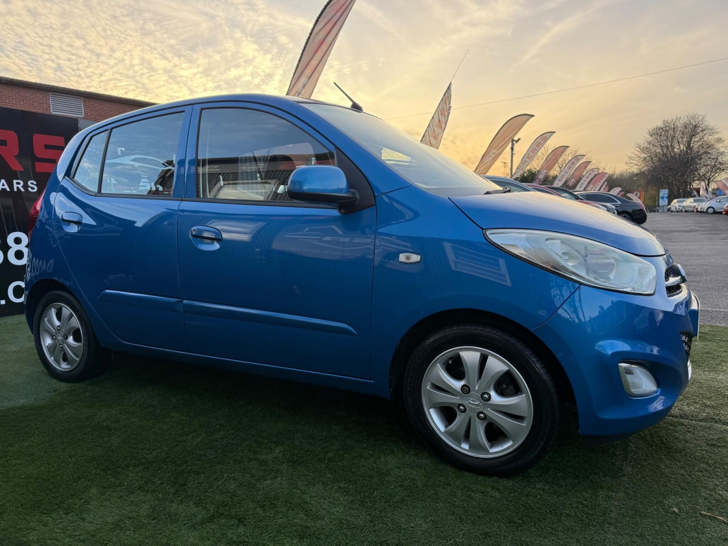 Used Hyundai i10 2011 for sale - 76703611: Photo 9