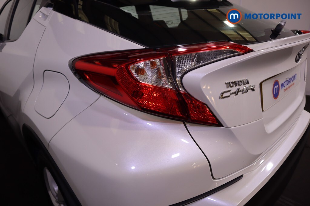 Used Toyota C-HR 2018 for sale - 77641545: Photo 36