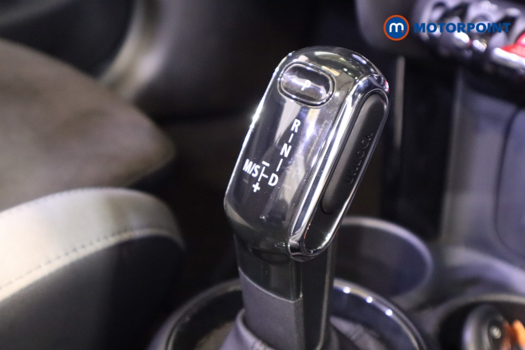 Used MINI Convertible 2021 for sale - 76878729: Photo 13