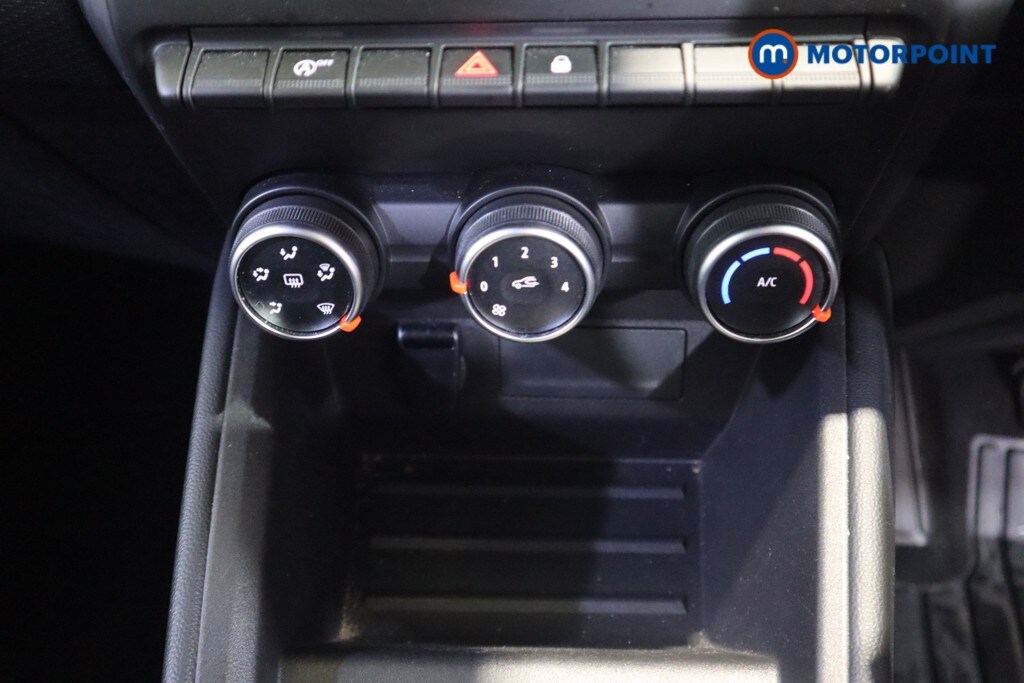 Used Renault Clio 2021 for sale - 77650645: Photo 29