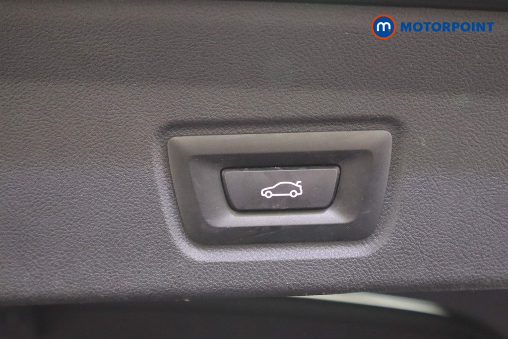 Used BMW i4 2024 for sale - 76452992: Photo 31