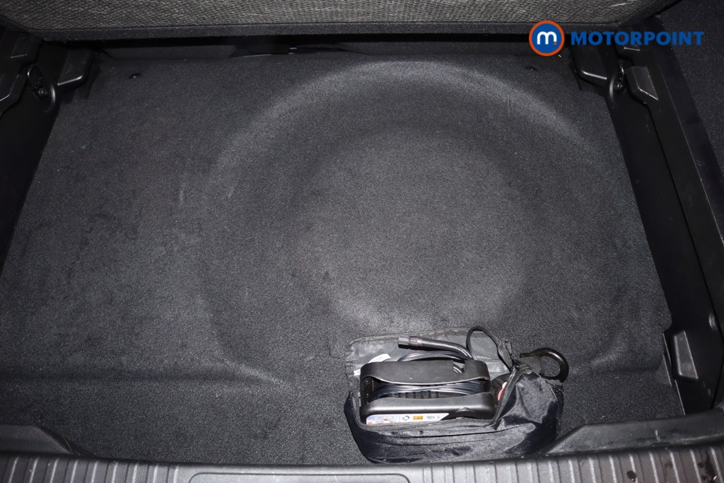 Used Renault Captur 2023 for sale - 77665889: Photo 37