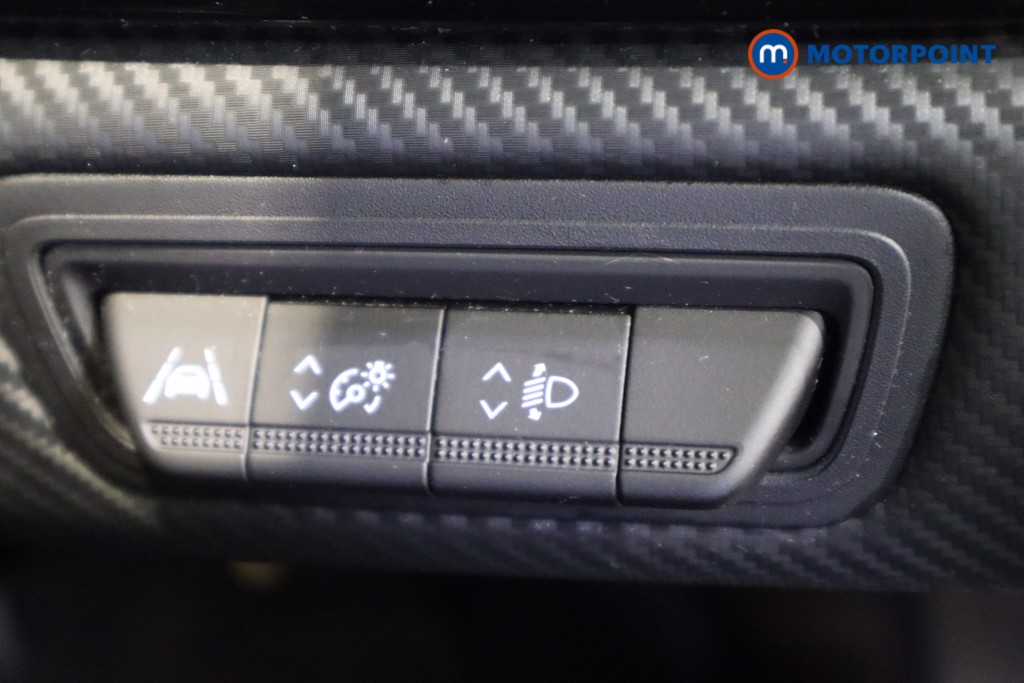 Used Renault Captur 2023 for sale - 77327080: Photo 24
